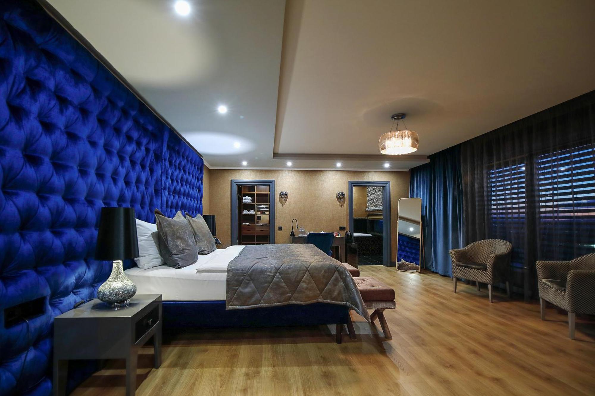 Hotel Zlaty Klucik - Golden Key With Luxury Spa Nitra Exterior photo